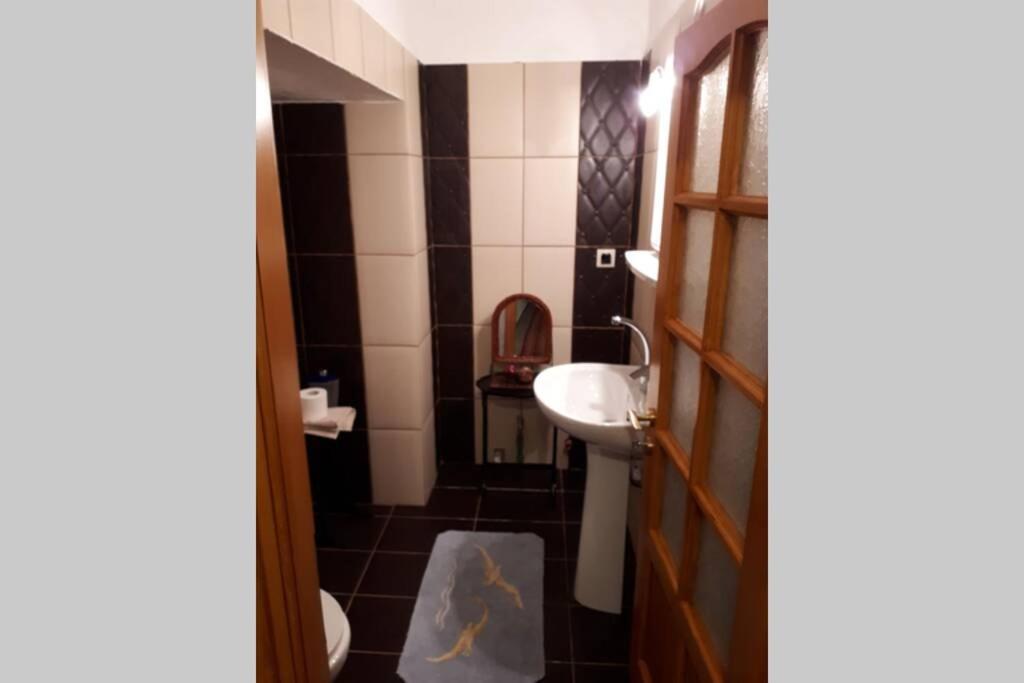 Eufrosini Guesthouse Мецовон Экстерьер фото