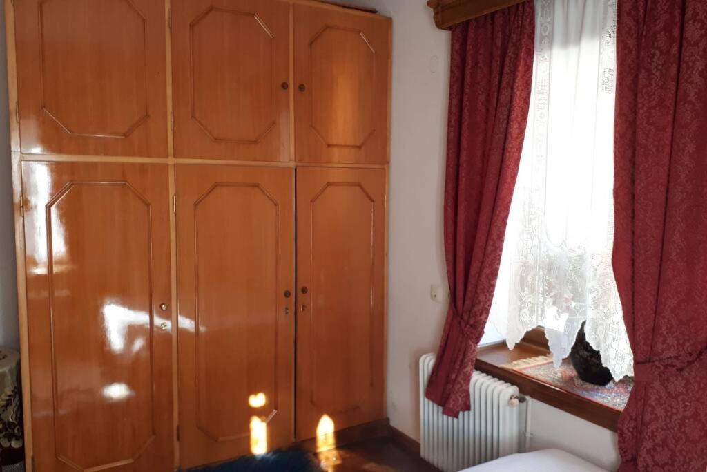 Eufrosini Guesthouse Мецовон Экстерьер фото